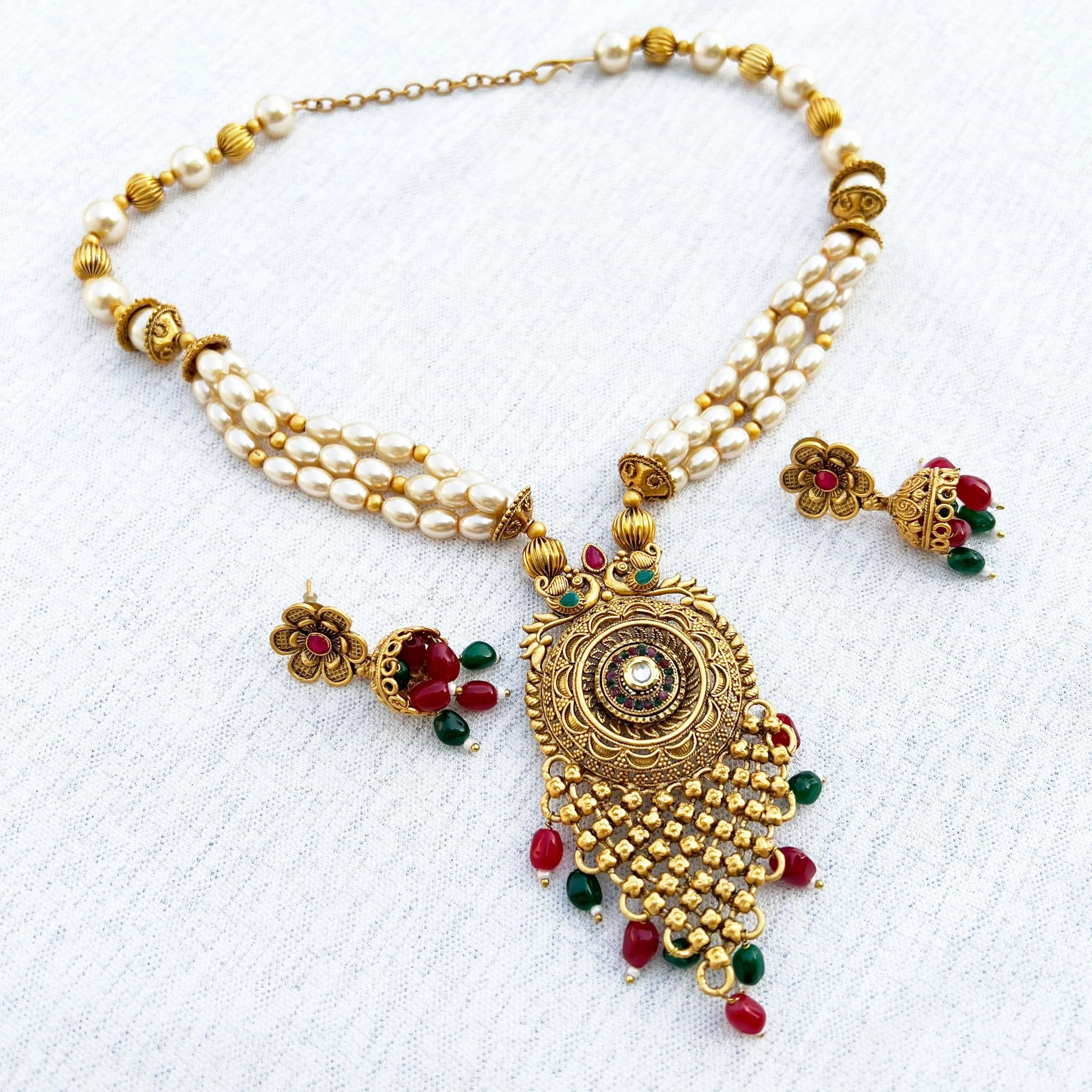 Pearl Drops Rajwadi Necklace Set In Maroon And Green