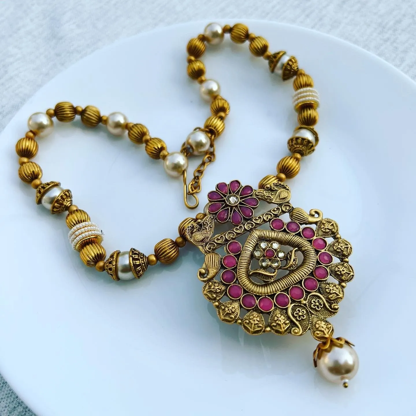 Pearl Queen Rajwadi Mala Set