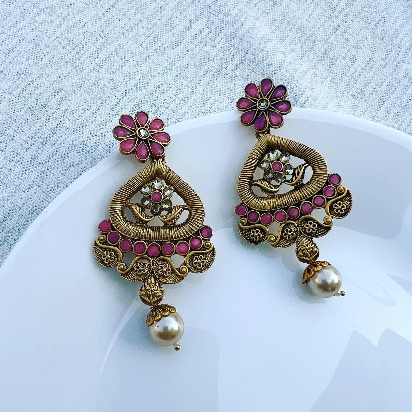 Pearl Queen Rajwadi Mala Set